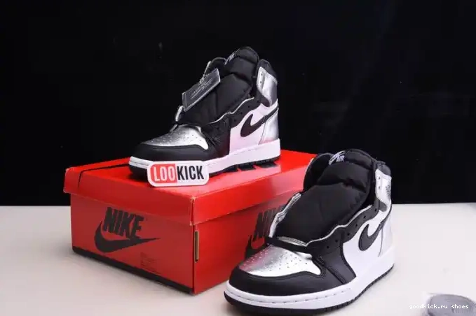 SILVER JORDAN WMNS 1 OG HIGH AIR TOE CD0461-001 0624